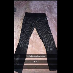 Black patterned lululemon leggings